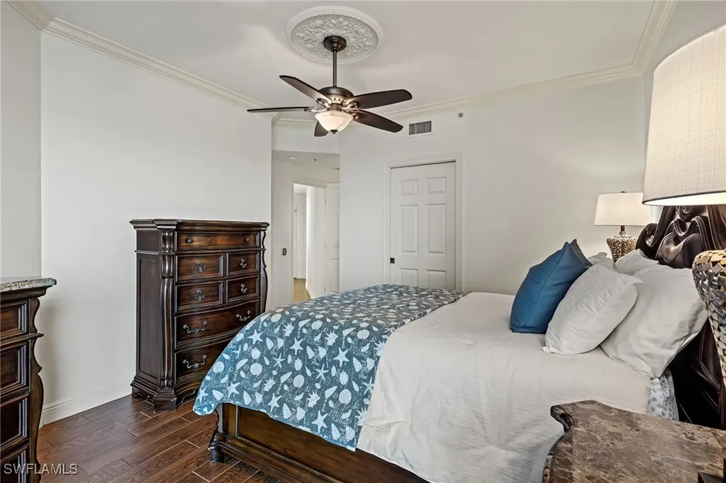 2745 1st Street Fort Myers FL 33916