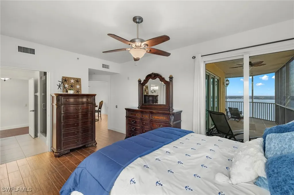 2745 1st Street Fort Myers FL 33916