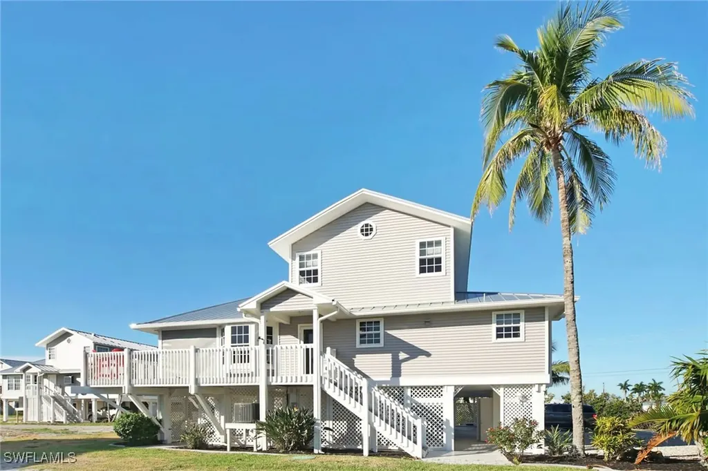2258 Palm Avenue St. James City FL 33956