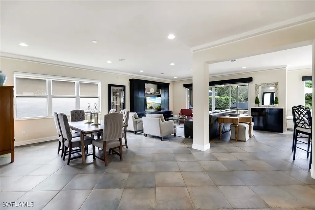 6480 Marbella Drive Naples FL 34105