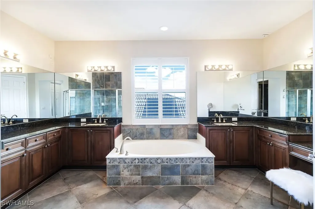 6480 Marbella Drive Naples FL 34105