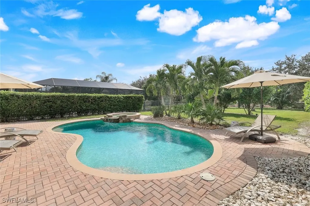 6480 Marbella Drive Naples FL 34105