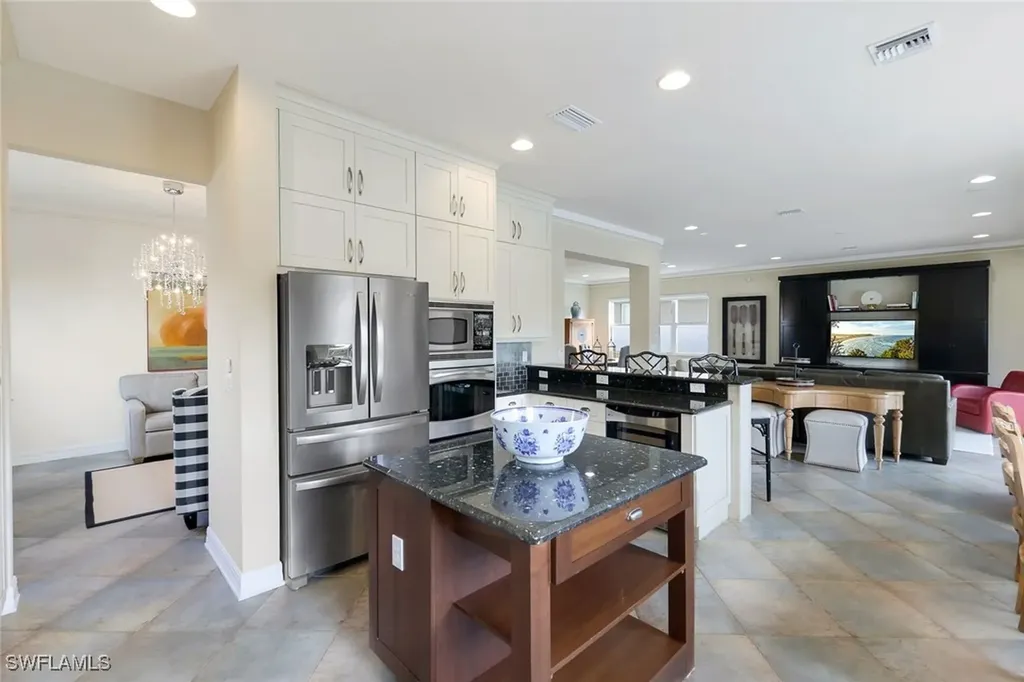 6480 Marbella Drive Naples FL 34105