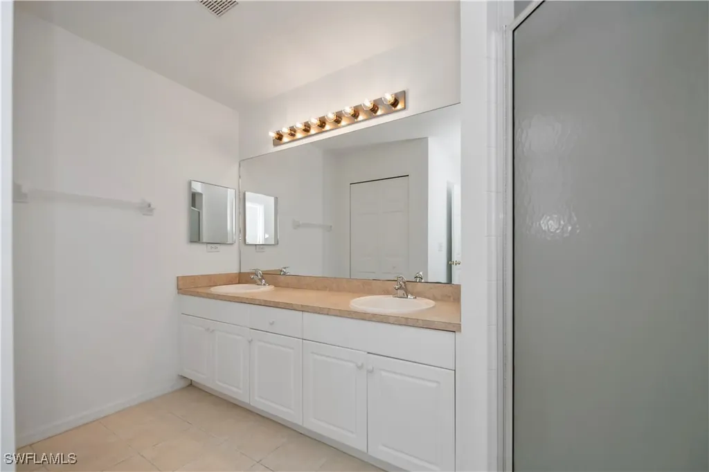 4219 NW 33rd Lane Cape Coral FL 33993