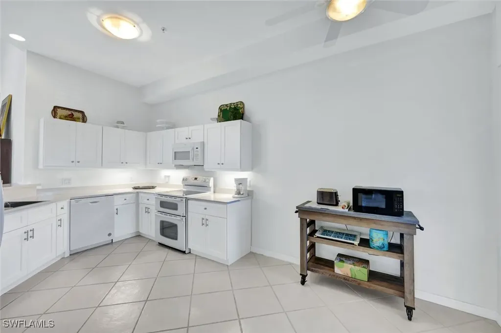 1540 Clermont Drive Naples FL 34109
