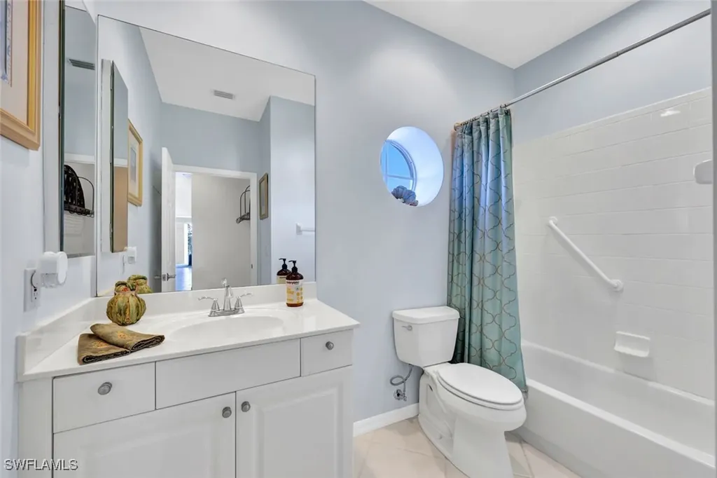 1540 Clermont Drive Naples FL 34109