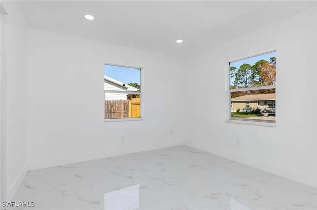 18289 Eblis Avenue Port Charlotte FL 33948