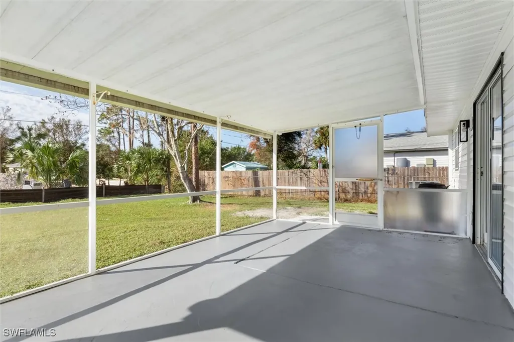18289 Eblis Avenue Port Charlotte FL 33948
