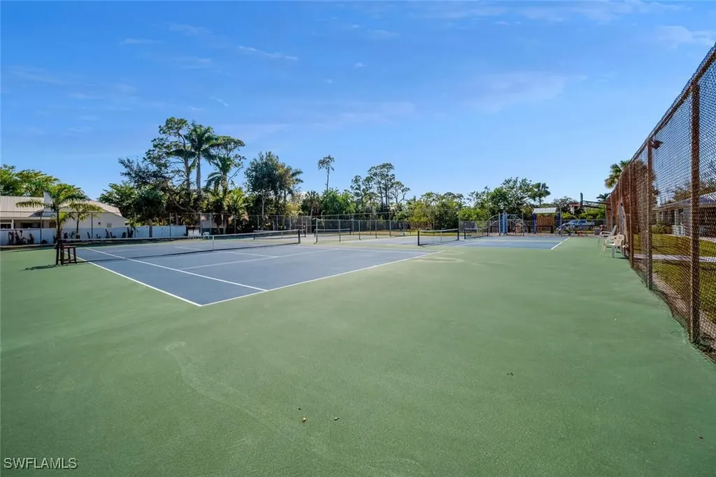 2297 Clipper Way Naples FL 34104