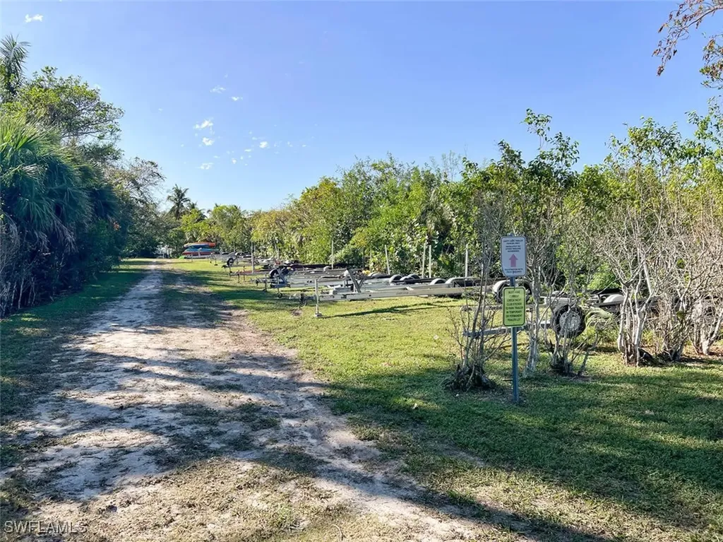 2297 Clipper Way Naples FL 34104