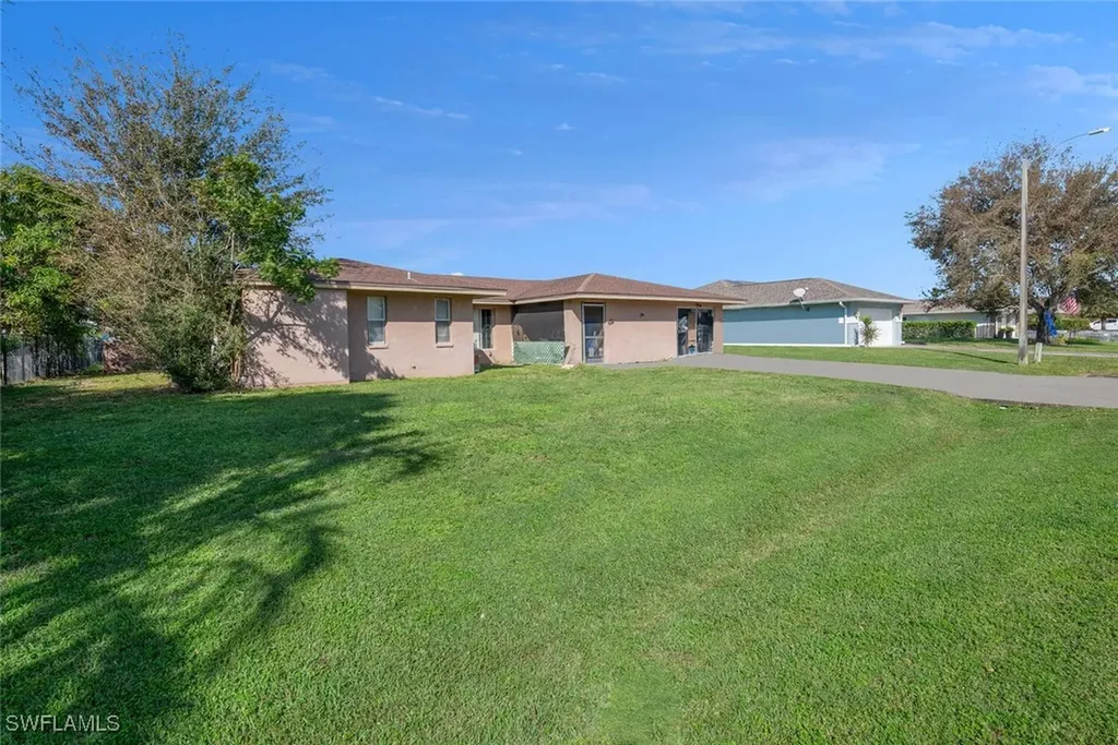 2297 Clipper Way Naples FL 34104