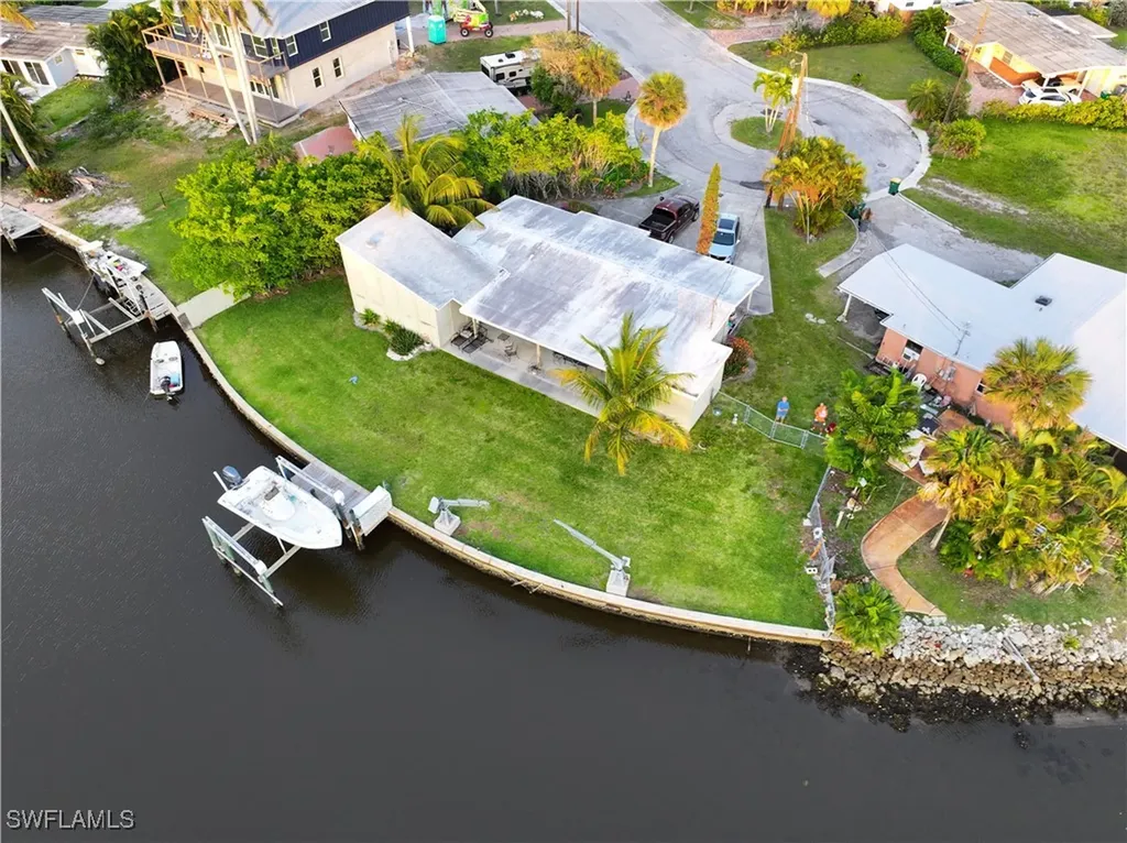 1842 Harbor Place Naples FL 34104