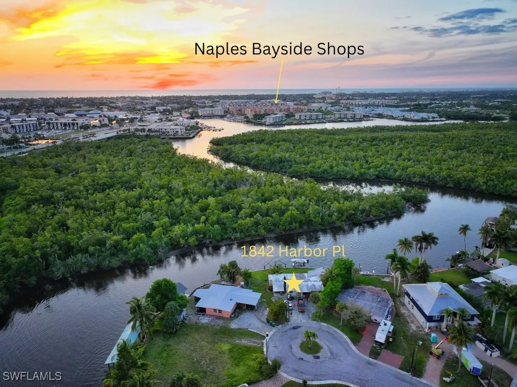 1842 Harbor Place Naples FL 34104