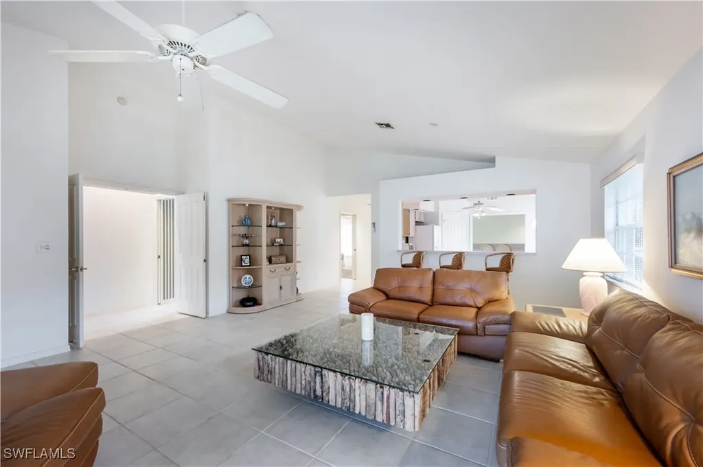 2852 Aintree Lane Naples FL 34112