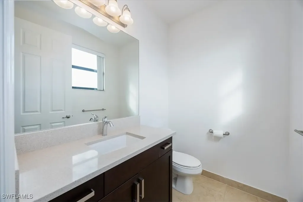 13715 Luna Drive Naples FL 34109