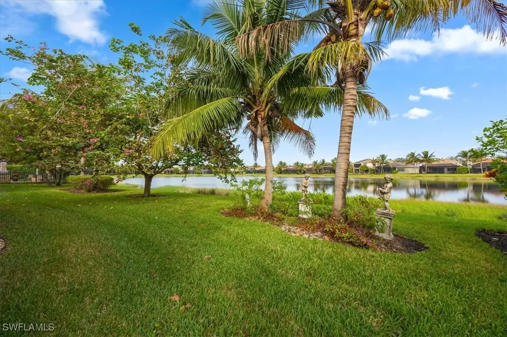 13715 Luna Drive Naples FL 34109