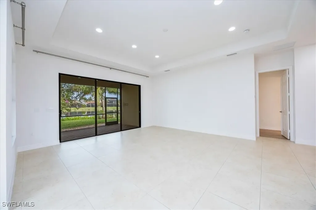 13715 Luna Drive Naples FL 34109