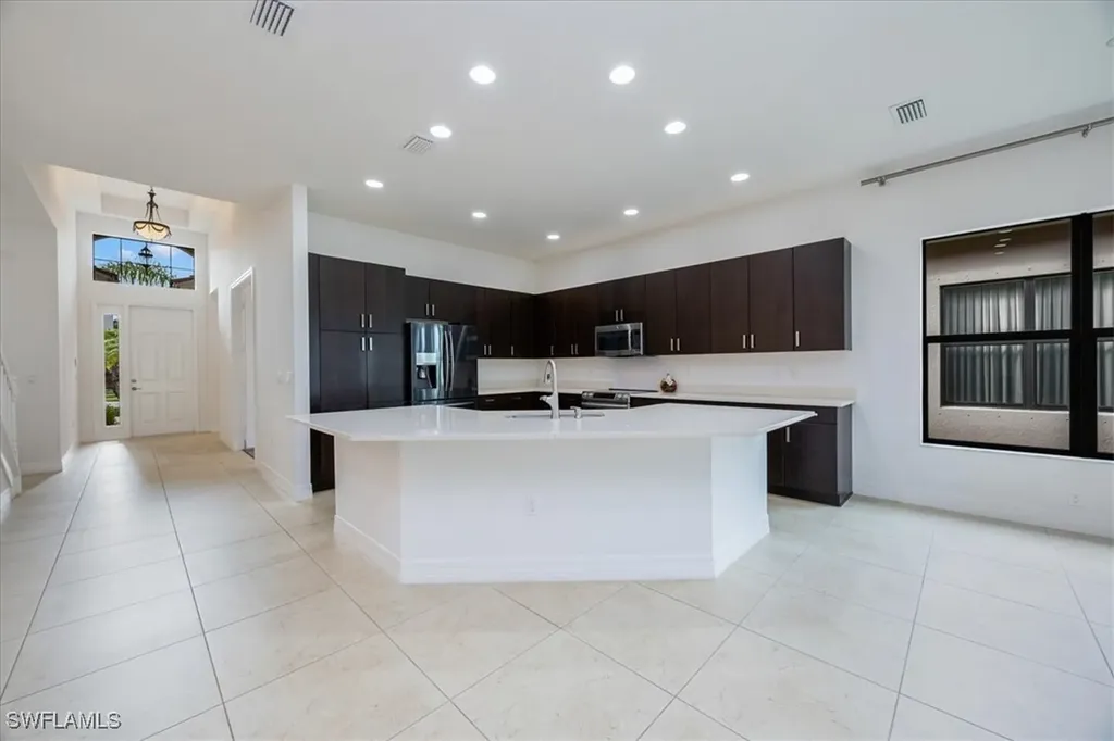 13715 Luna Drive Naples FL 34109