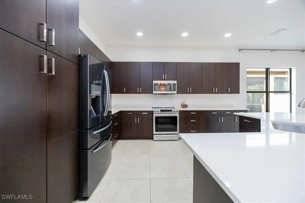 13715 Luna Drive Naples FL 34109