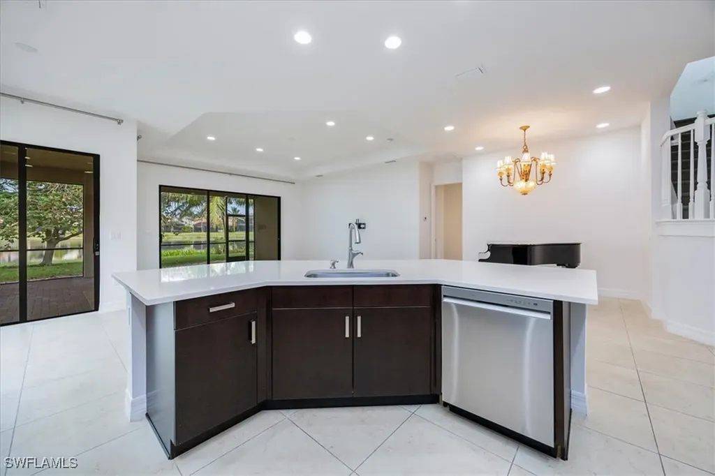 13715 Luna Drive Naples FL 34109