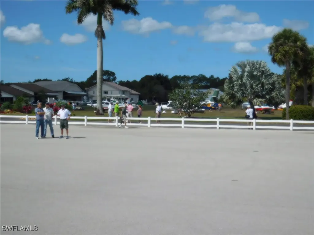 4085 Skyway Drive Lot#33 Naples FL 34112-2922