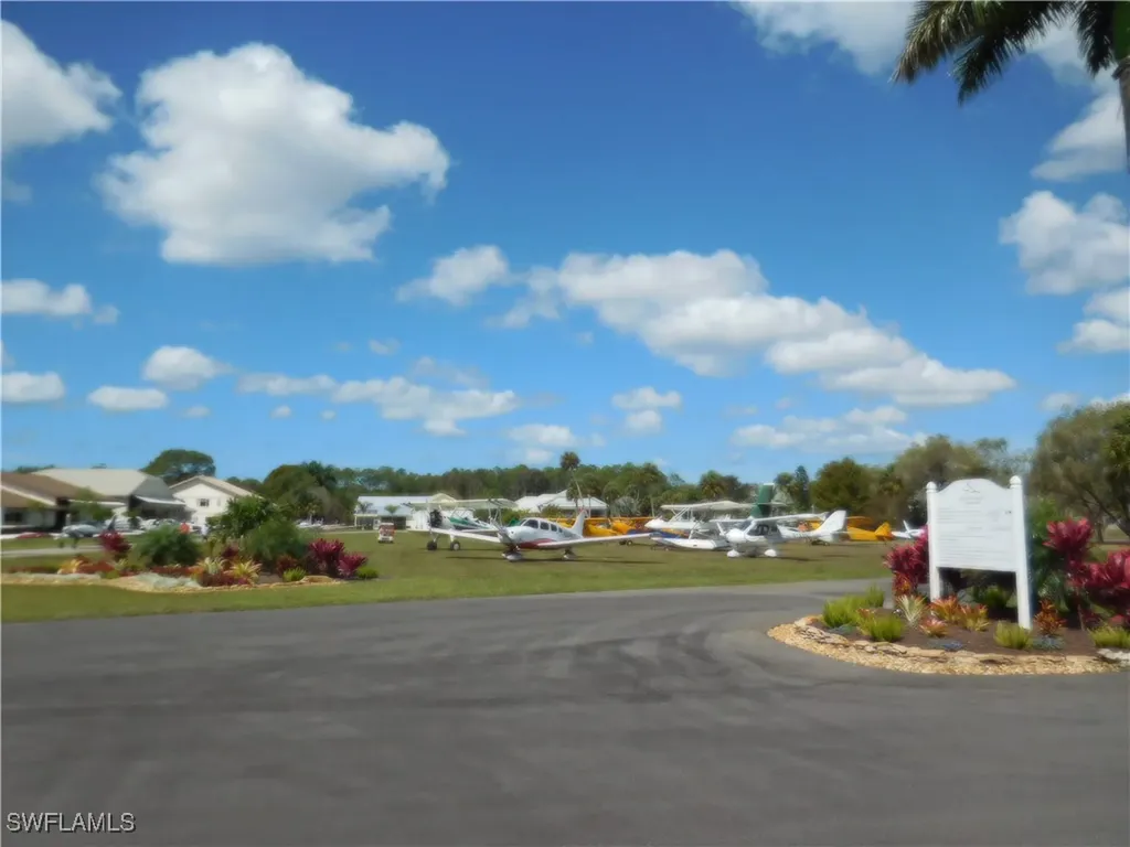 4085 Skyway Drive Lot#33 Naples FL 34112-2922