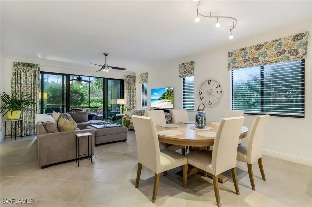 975 Sandpiper Street Naples FL 34102