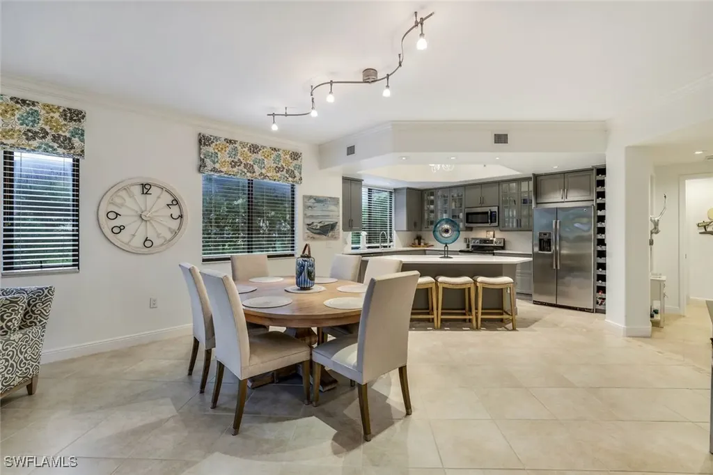 975 Sandpiper Street Naples FL 34102