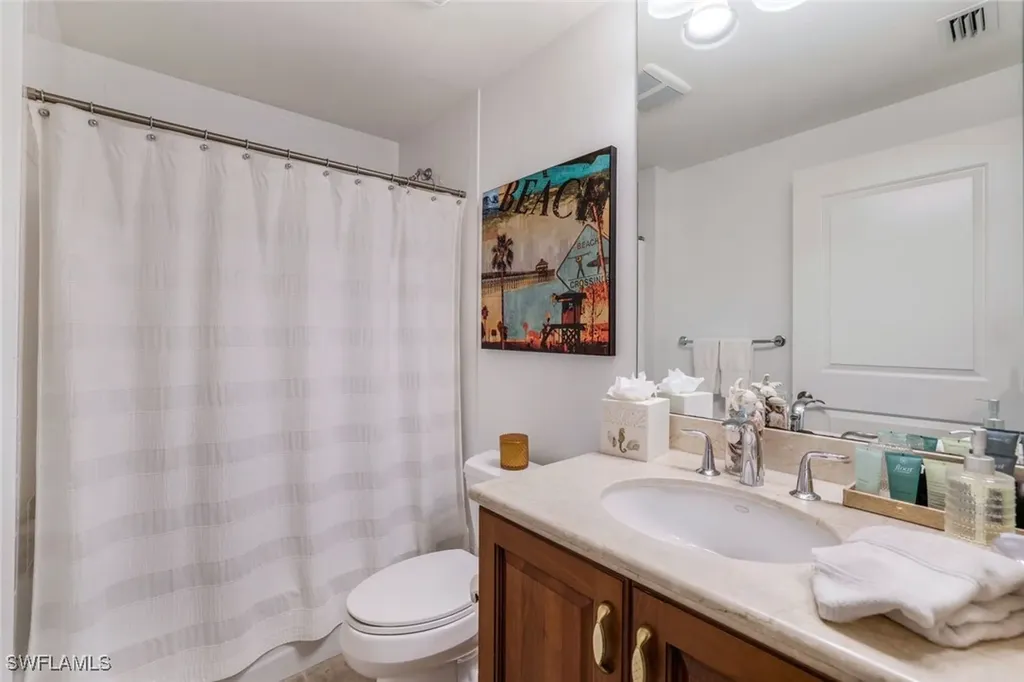 975 Sandpiper Street Naples FL 34102