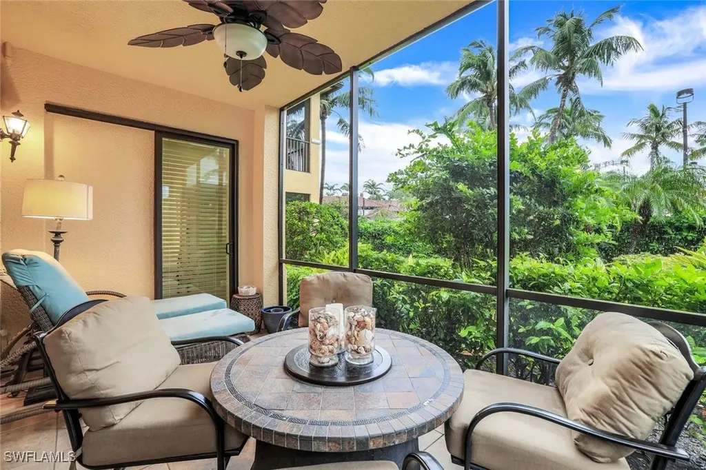 975 Sandpiper Street Naples FL 34102