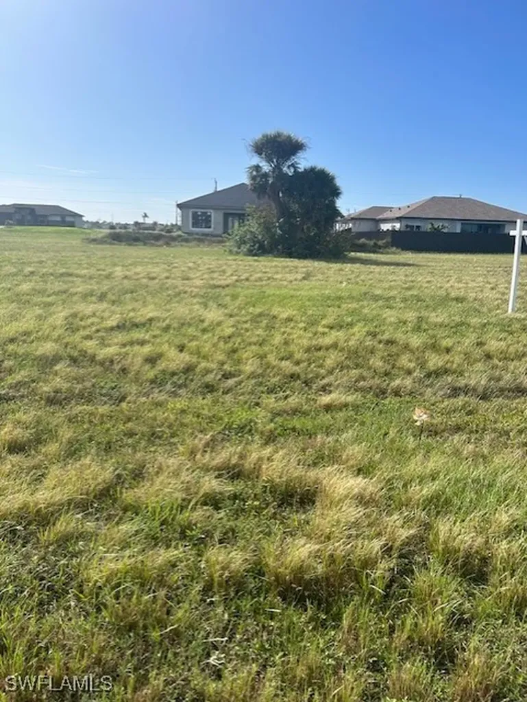 4204 NW 38th Lane Cape Coral FL 33993