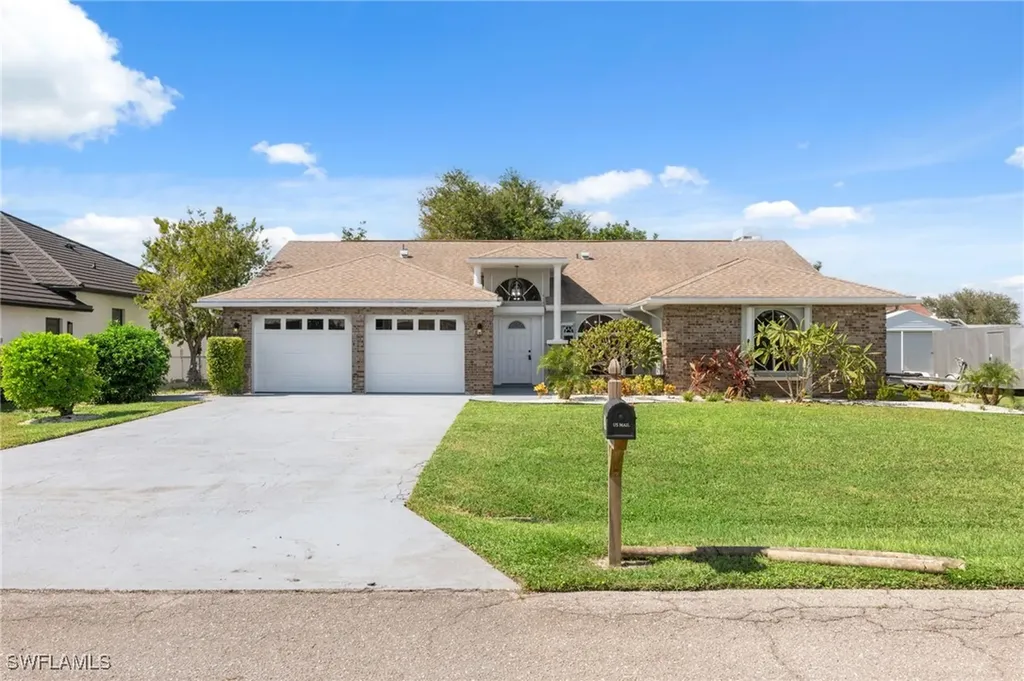 2207 Havana Avenue Fort Myers FL 33905