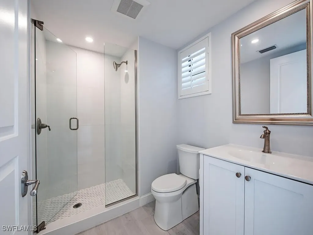 8960 Bay Colony Drive Naples FL 34108