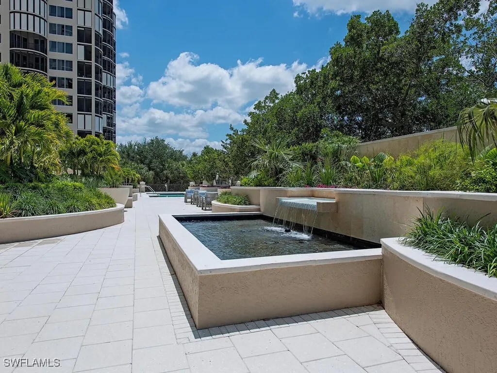 8960 Bay Colony Drive Naples FL 34108