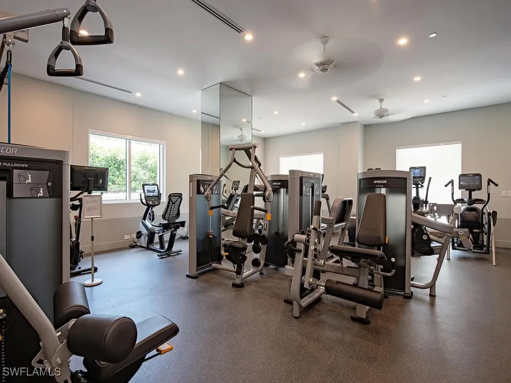 8960 Bay Colony Drive Naples FL 34108