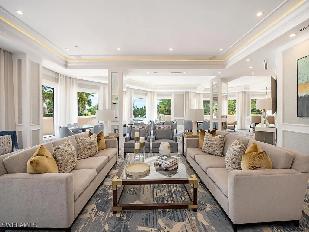 8960 Bay Colony Drive Naples FL 34108