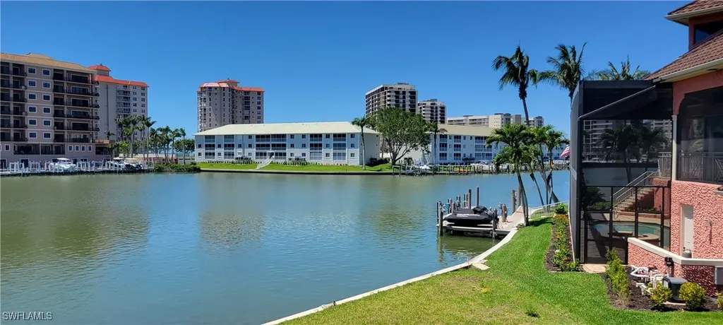 141 Conners Avenue Naples FL 34108