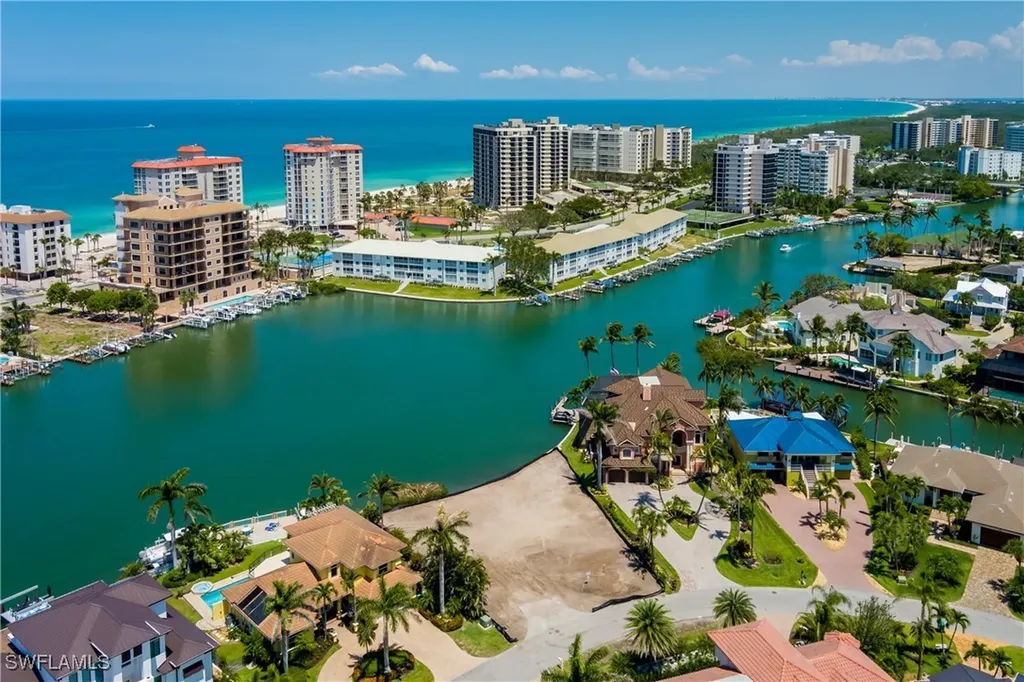 141 Conners Avenue Naples FL 34108