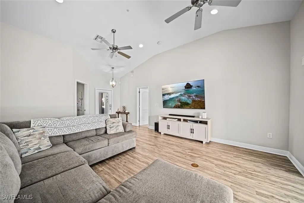 1508 SW 29th Street Cape Coral FL 33914