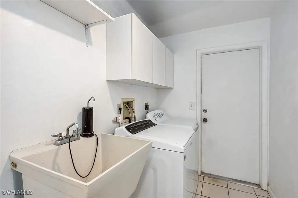 53 Madagascar Court Marco Island FL 34145