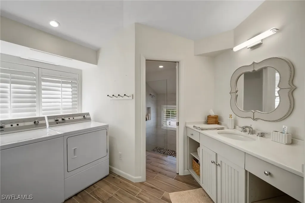 27002 Oakwood Lake Drive Bonita Springs FL 34134