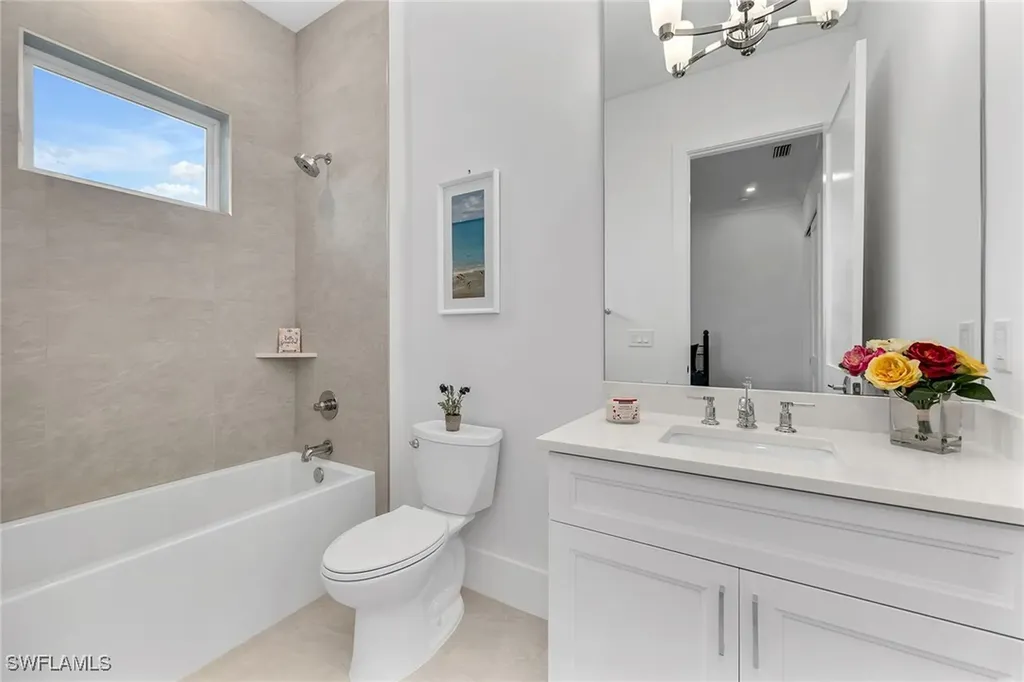 18601 Candletree Court Naples FL 34114