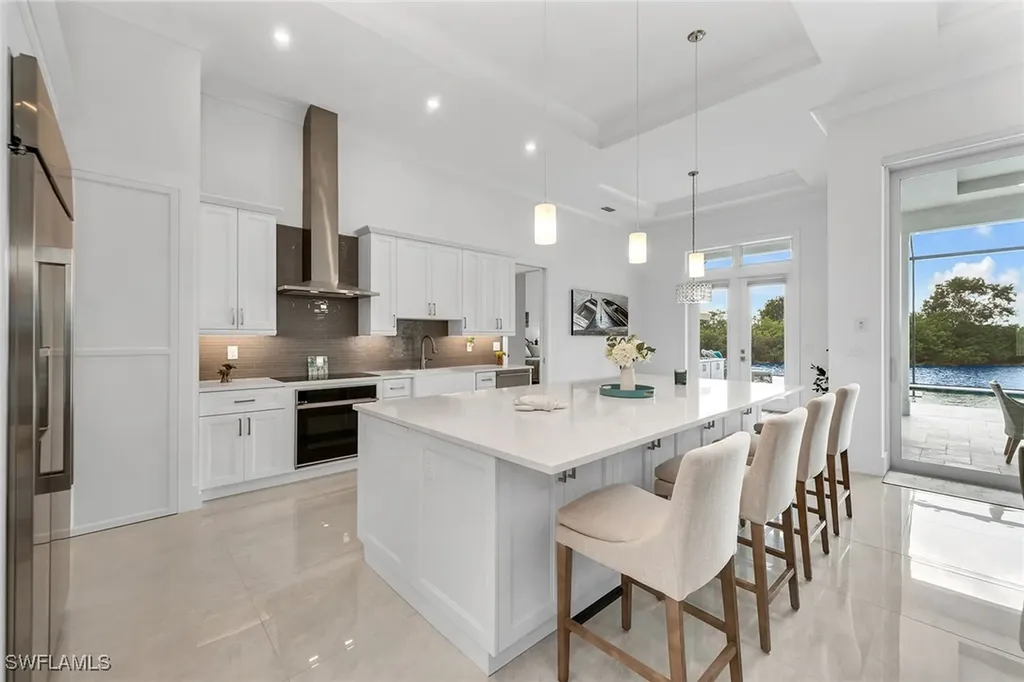 18601 Candletree Court Naples FL 34114