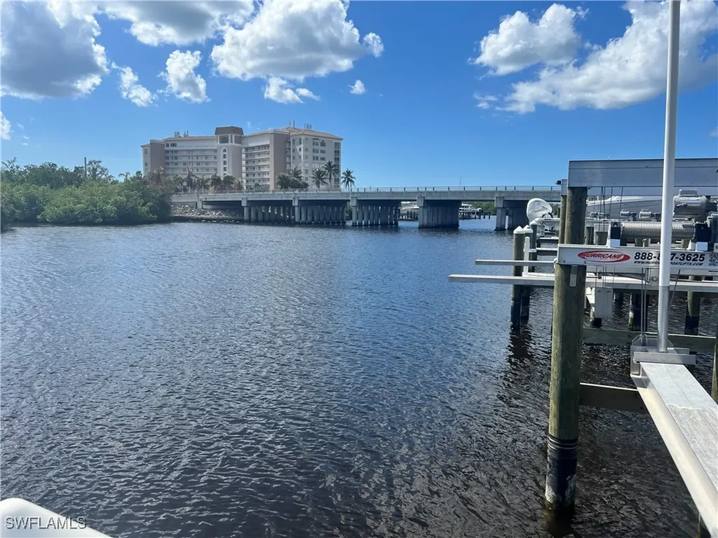 243D Wiggins Bay Drive Naples FL 34110