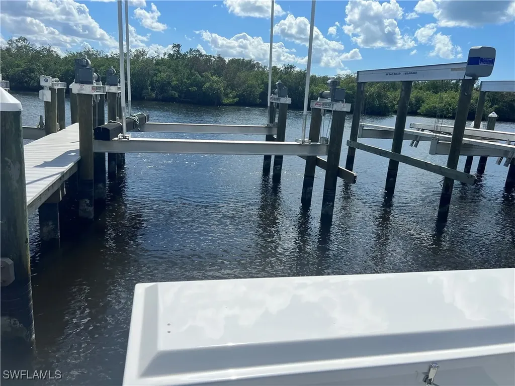 243D Wiggins Bay Drive Naples FL 34110