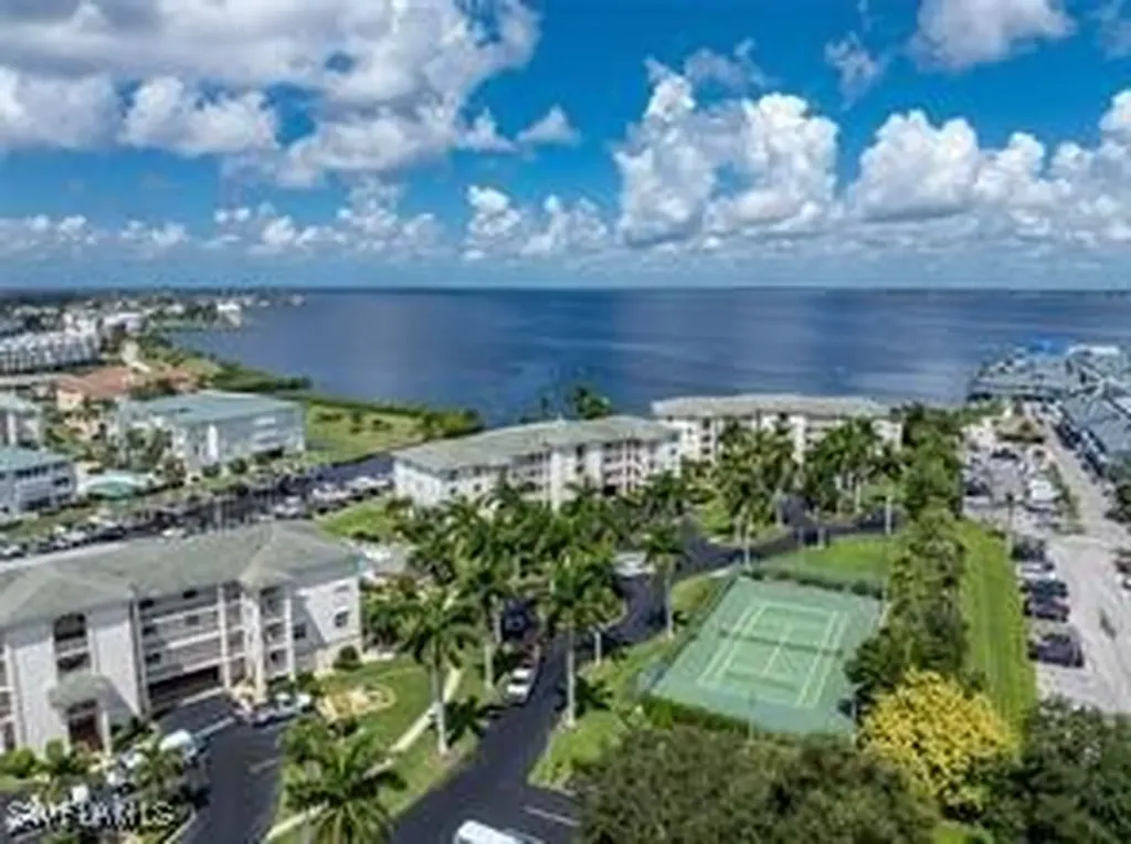 1250 W Marion Avenue Punta Gorda FL 33950