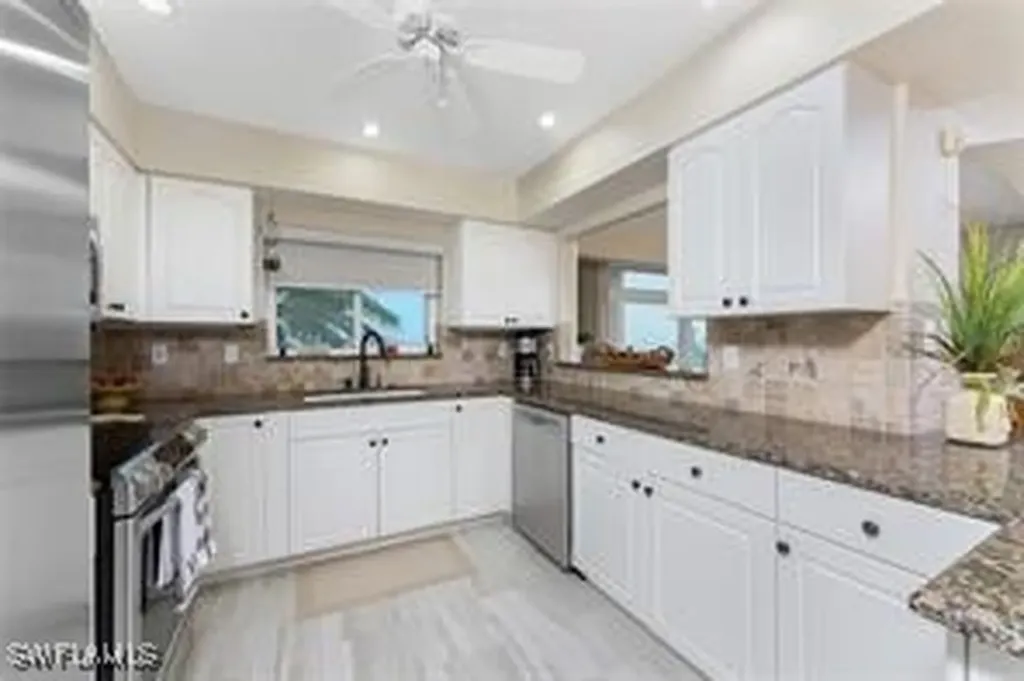 1250 W Marion Avenue Punta Gorda FL 33950