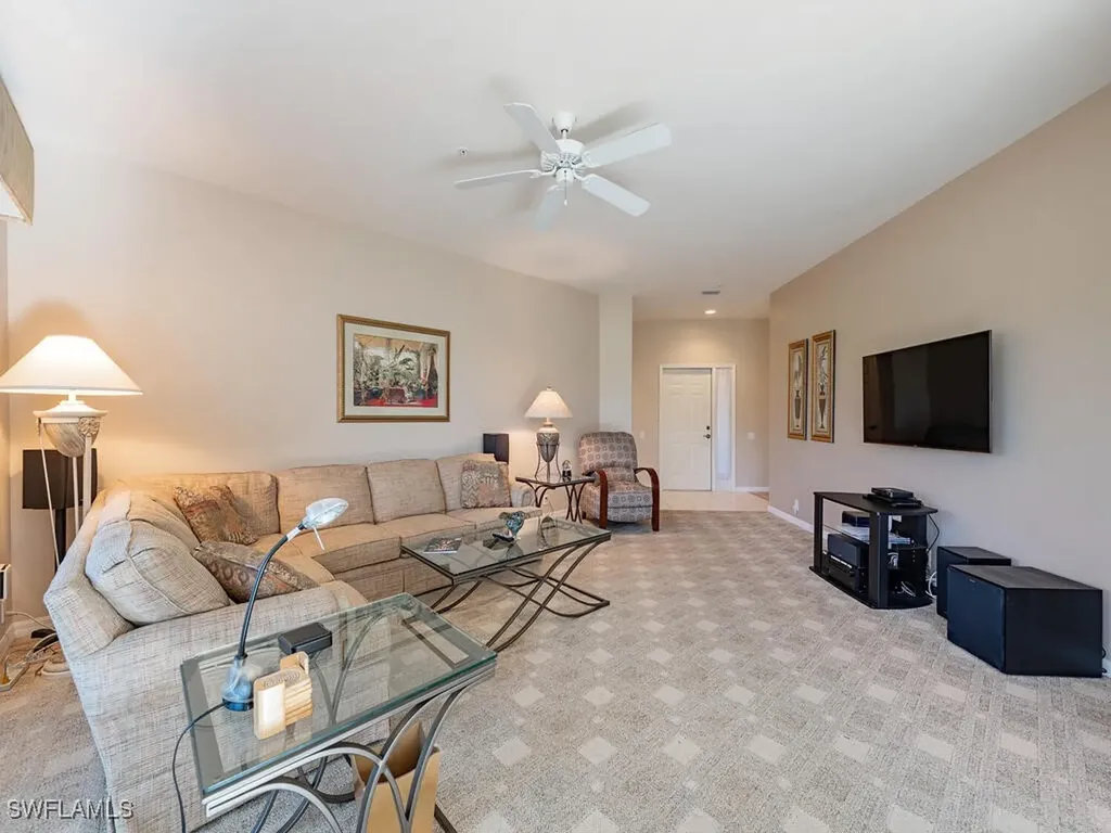 8245 Danbury Boulevard Naples FL 34120