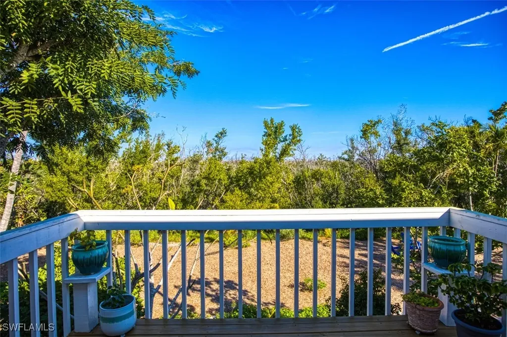 1615 Serenity Lane Sanibel FL 33957