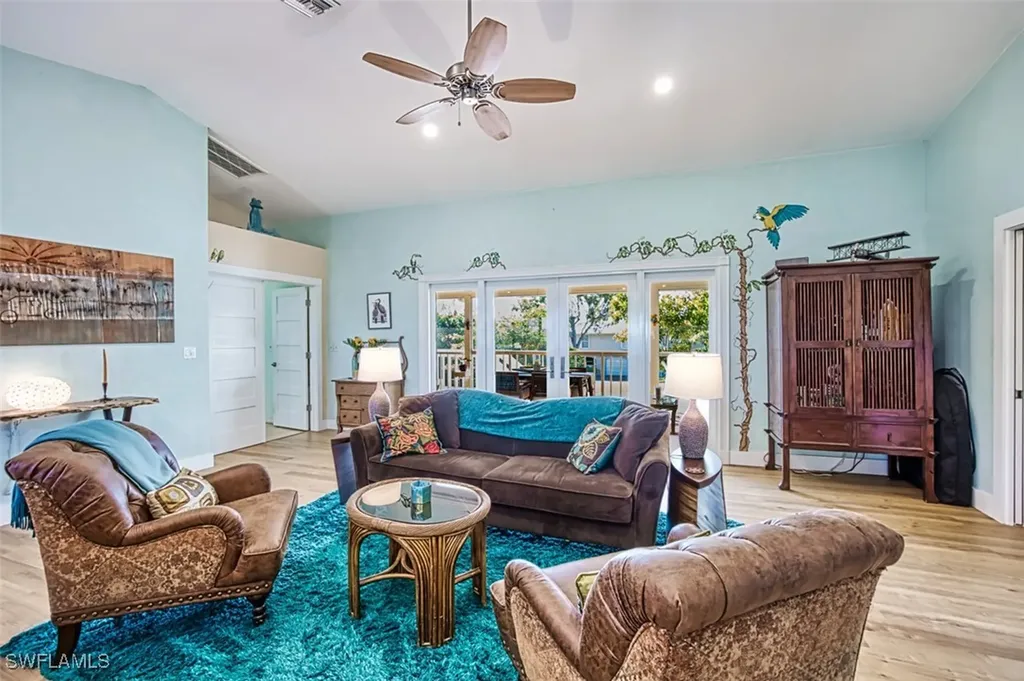 1615 Serenity Lane Sanibel FL 33957